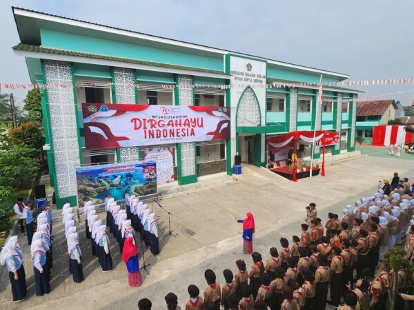 Upacara Bendera HUT ke-79 Republik Indonesia di Lingkungan Kemenag Kota Depok