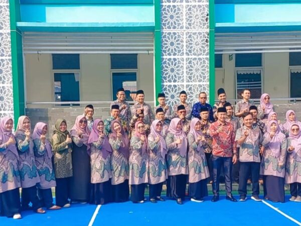 Semangat Baru Pasca Lebaran, MTsN Kota Depok Gelar Halalbihalal Semangat Baru Pasca Lebaran, MTsN Kota Depok Gelar Halalbihalal